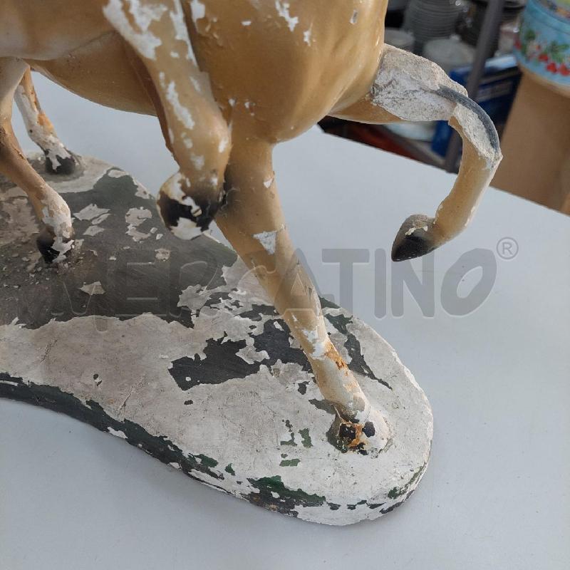 SCULTURA CAVALLI IN GESSO DA RESTAURARE | Mercatino dell'Usato Alcamo 3