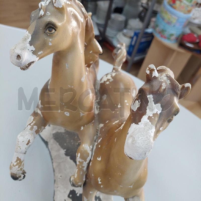 SCULTURA CAVALLI IN GESSO DA RESTAURARE | Mercatino dell'Usato Alcamo 5