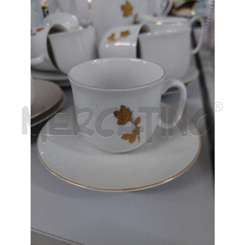 SERVIZIO CAFFE DA 8 BIANCO FIORI DORATI | Mercatino dell'Usato Alcamo 2