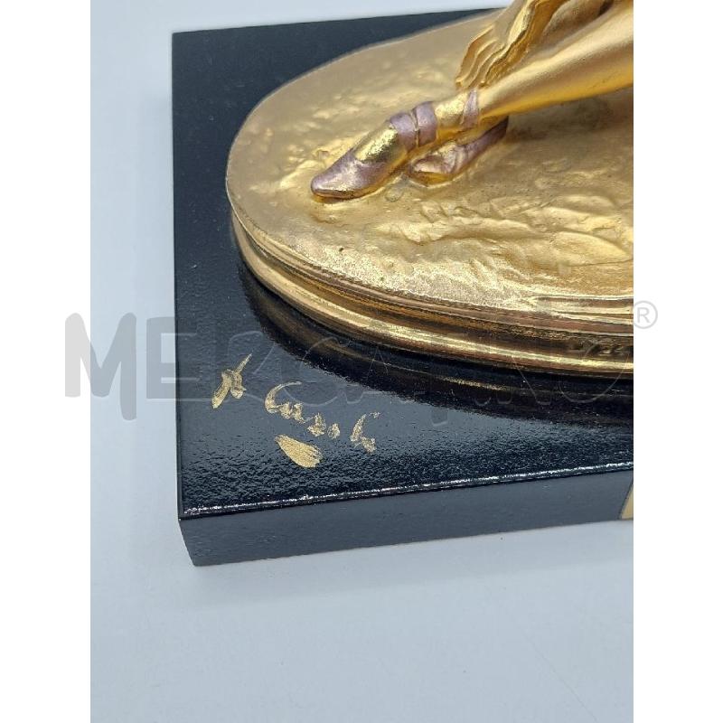 STATUETTA DANZA DEL CIGNO DORATA BASE NERA | Mercatino dell'Usato Alcamo 3