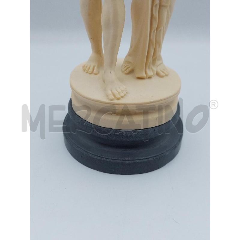 STATUETTA DUE INNAMORATI BASE GRIGIA | Mercatino dell'Usato Alcamo 2