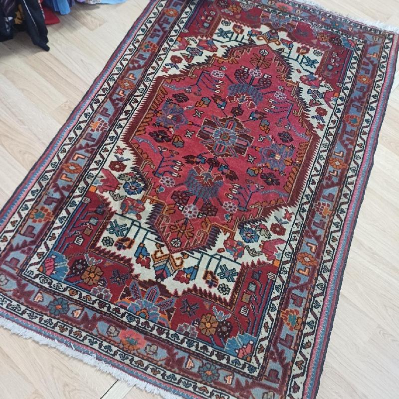 TAPPETO BORDEAUX E PANNA PERSIANO MT107X170 | Mercatino dell'Usato Alcamo 1