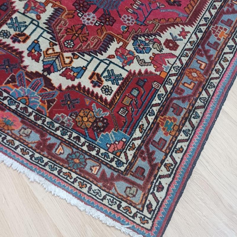 TAPPETO BORDEAUX E PANNA PERSIANO MT107X170 | Mercatino dell'Usato Alcamo 2