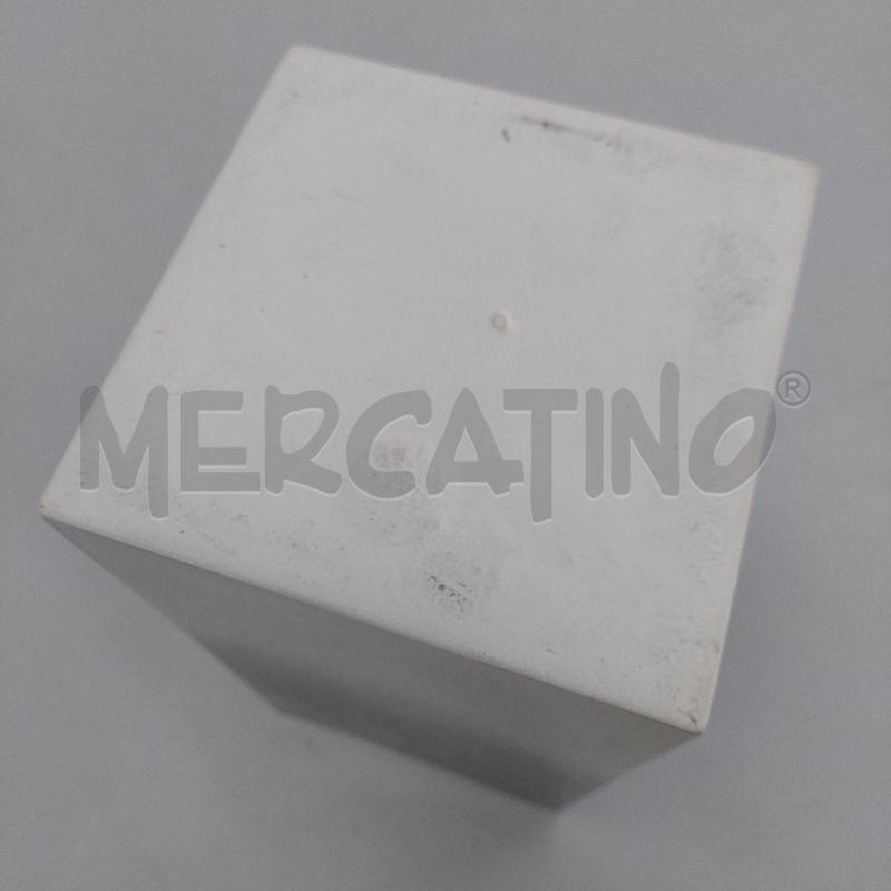 VASO BASE QUADRATA BIANCO E GRIGIO SFUMATO | Mercatino dell'Usato Alcamo 4