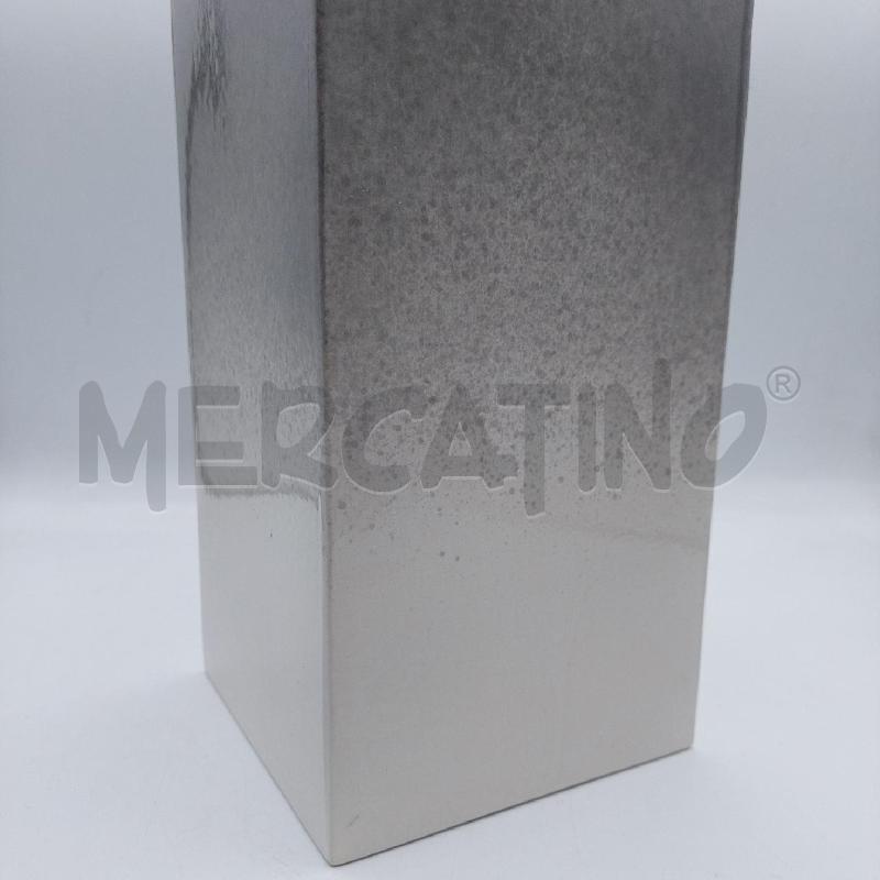 VASO BASE QUADRATA GRIGIO E BIANCO SFUMATO | Mercatino dell'Usato Alcamo 3