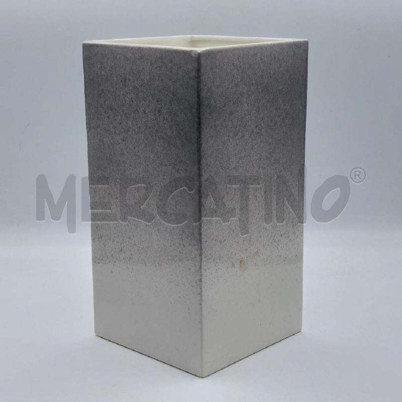 VASO BASE QUADRATA GRIGIO E BIANCO SFUMATO | Mercatino dell'Usato Alcamo 1