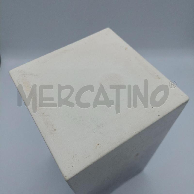 VASO BASE QUADRATA GRIGIO E BIANCO SFUMATO | Mercatino dell'Usato Alcamo 4