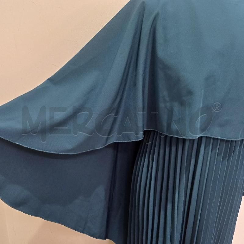 VESTITO DONNA OVER ELEGANTE OTTANIO PLISSE' CON MANTELLA | Mercatino dell'Usato Alcamo 3