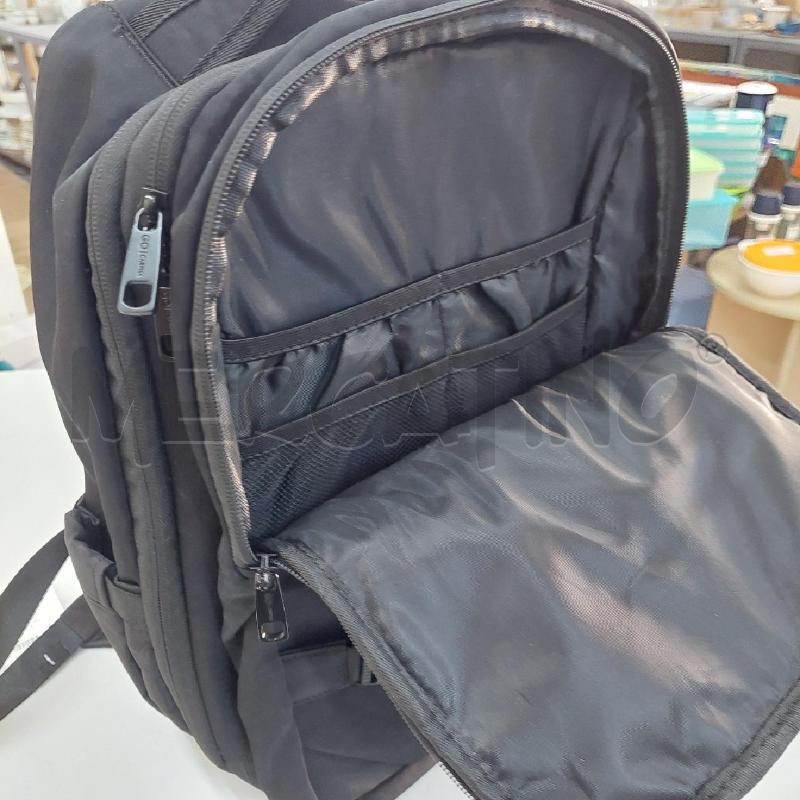 ZAINO DA VIAGGIO NERO GO CARPISA | Mercatino dell'Usato Alcamo 3