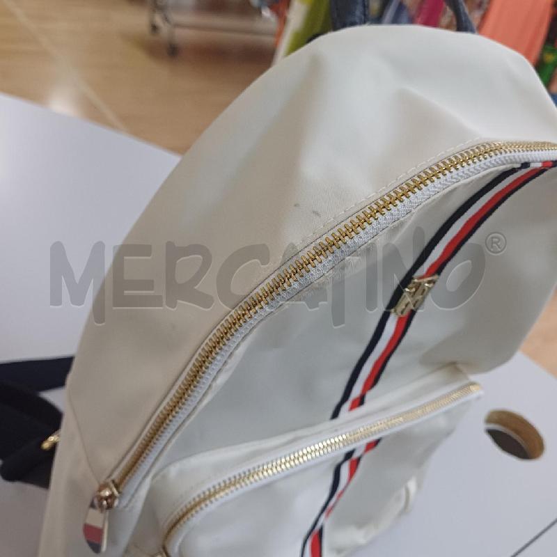 ZAINO DONNA BIANCO IN TESSUTO TOMMY HILFIGER | Mercatino dell'Usato Alcamo 3