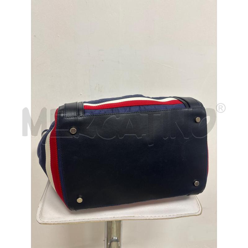 BORSA DONNA  MONCLER BLU  | Mercatino dell'Usato Trapani corso mattarella 3