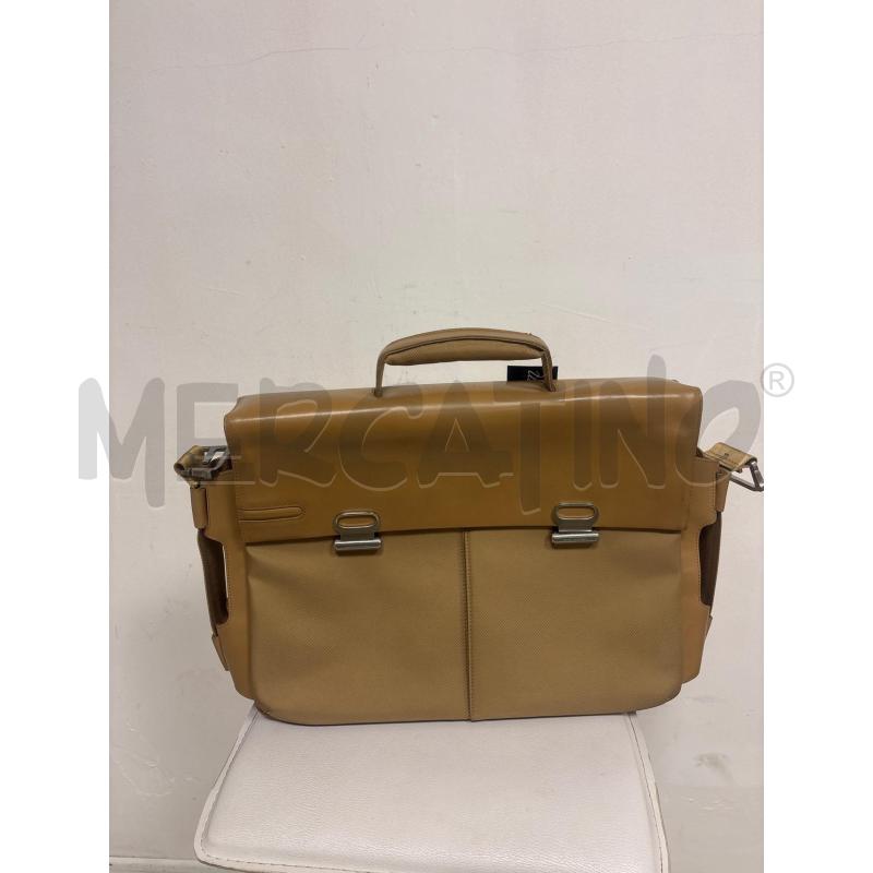 BORSA  LAVORO BEIGE PIQUADRO  | Mercatino dell'Usato Trapani corso mattarella 1