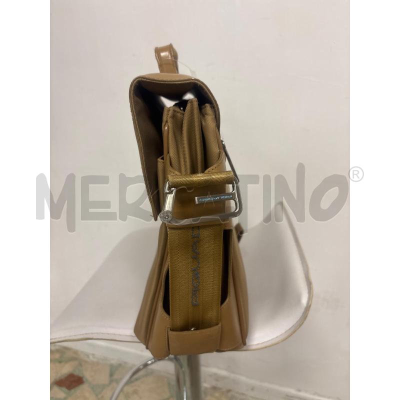 BORSA  LAVORO BEIGE PIQUADRO  | Mercatino dell'Usato Trapani corso mattarella 2