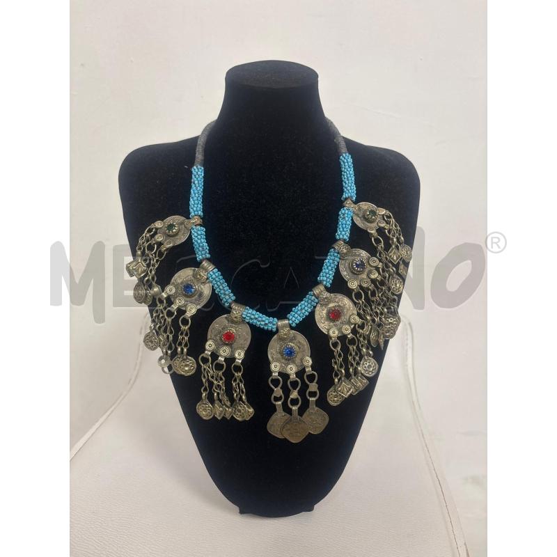 COLLANA  MAROCCHINA  CON CIONDOLI  E PERLINE TURCHESE | Mercatino dell'Usato Trapani corso mattarella 1