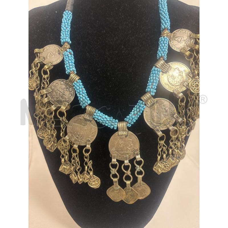 COLLANA  MAROCCHINA  CON CIONDOLI  E PERLINE TURCHESE | Mercatino dell'Usato Trapani corso mattarella 4