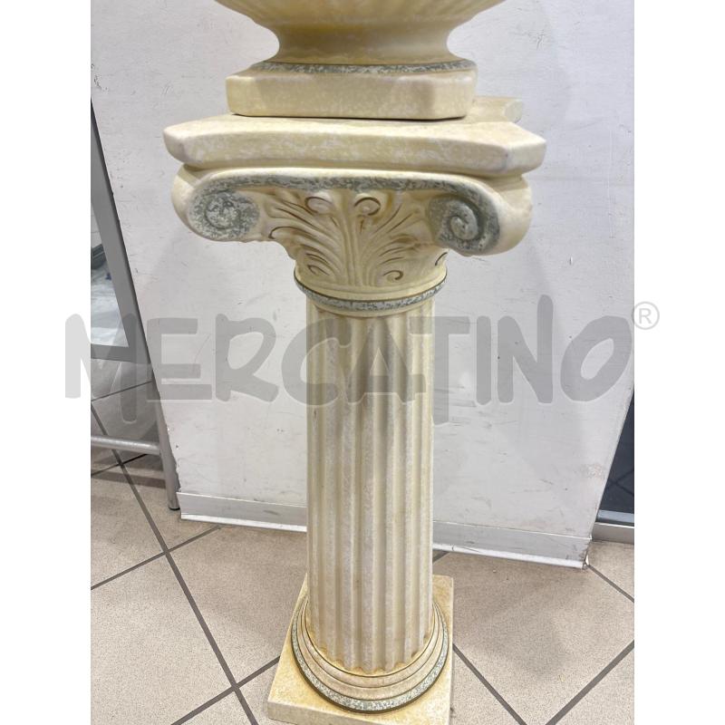 COLONNA CON VASO IN CERAMICA  | Mercatino dell'Usato Trapani corso mattarella 3