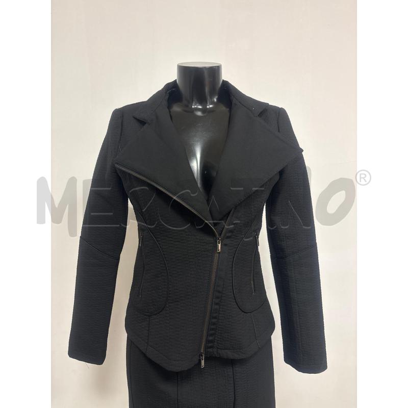 COMPLETO DONNA  TAILLEURN  EMPORIO ARMANI  | Mercatino dell'Usato Trapani corso mattarella 2