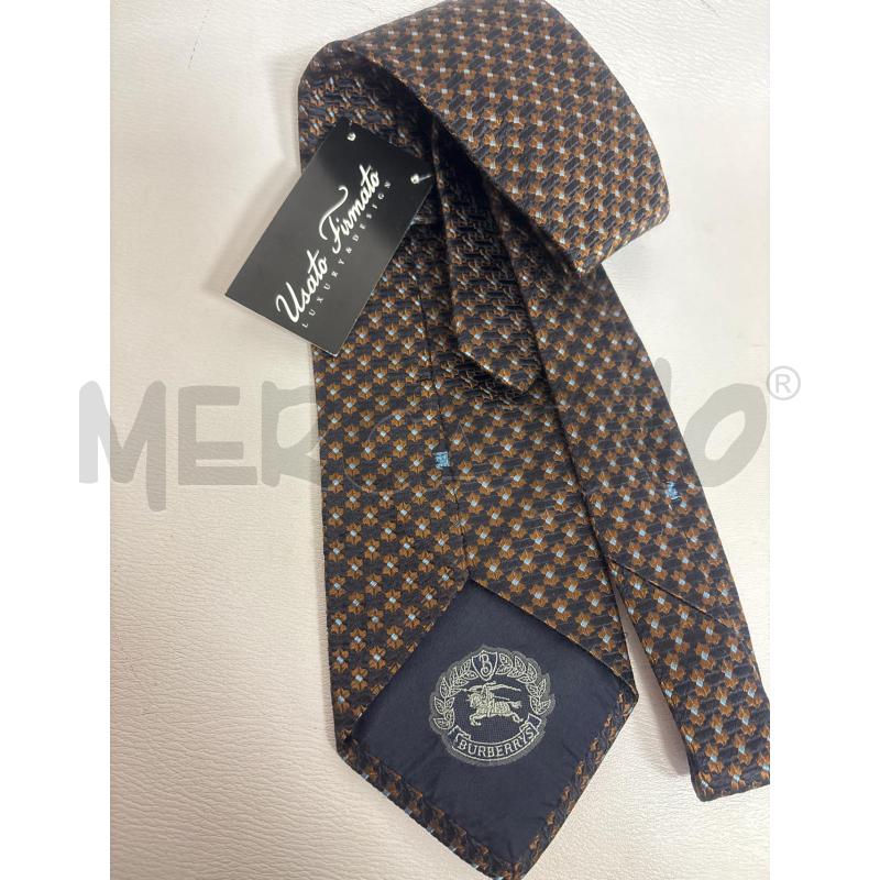 CRAVATTA  BURBERRY NERO FANTASIA AZZURRA | Mercatino dell'Usato Trapani corso mattarella 3