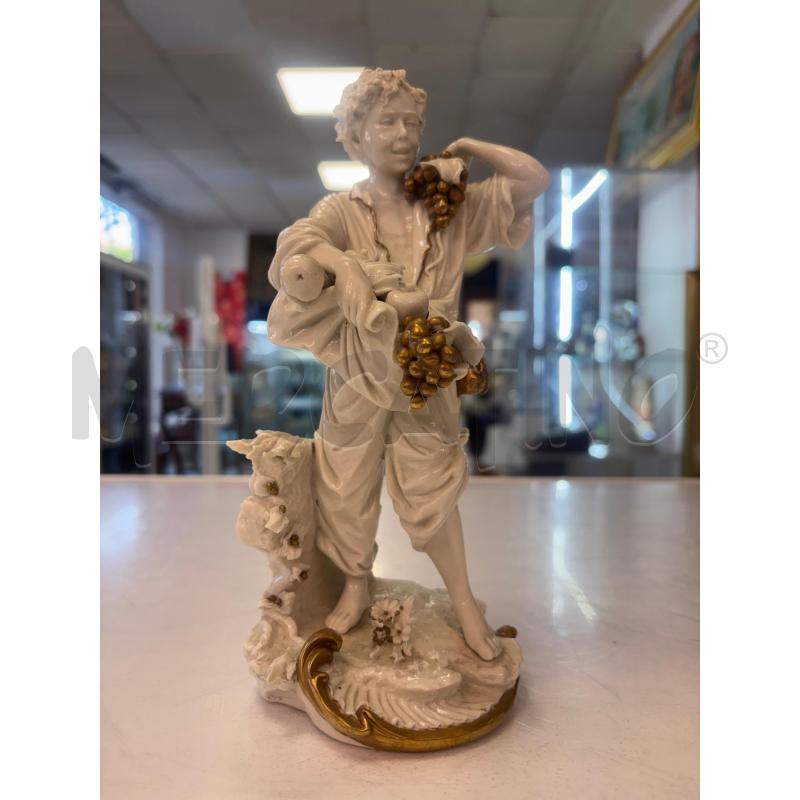 PORCELLANA CAPODIMONTE VENDITORE DI UVA | Mercatino dell'Usato Trapani corso mattarella 1
