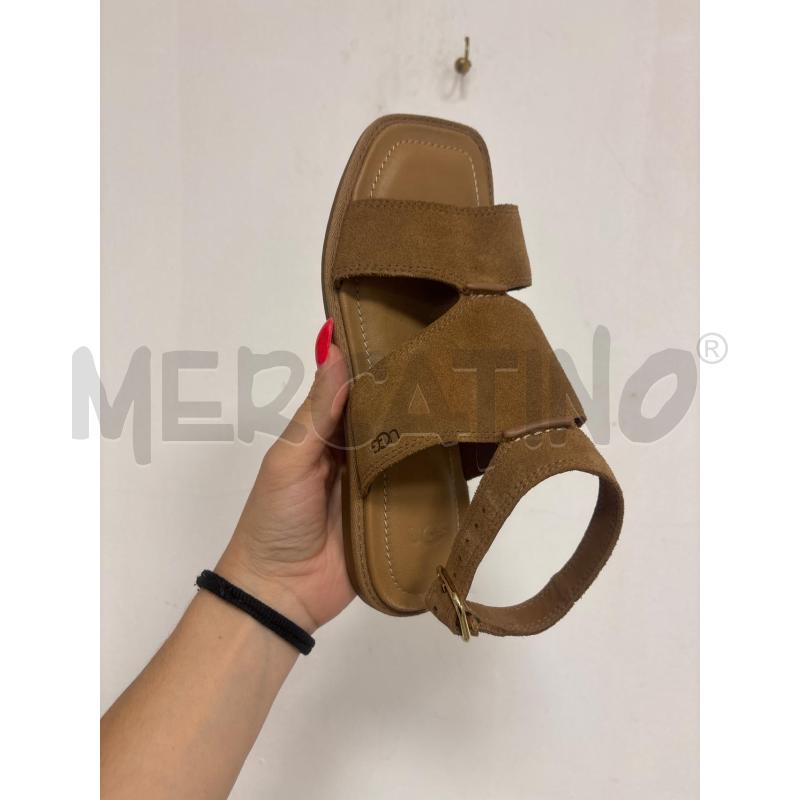 SANDALI DONNA  UGG   | Mercatino dell'Usato Trapani corso mattarella 4