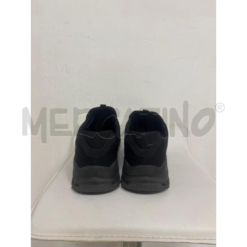 SCARPE UOMO SKECHERS NERE | Mercatino dell'Usato Trapani corso mattarella 4