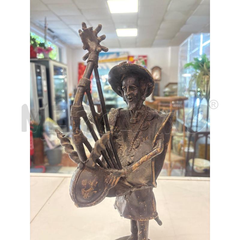 SCULTURA PICCOLA BRONZO DEL GHANA | Mercatino dell'Usato Trapani corso mattarella 3
