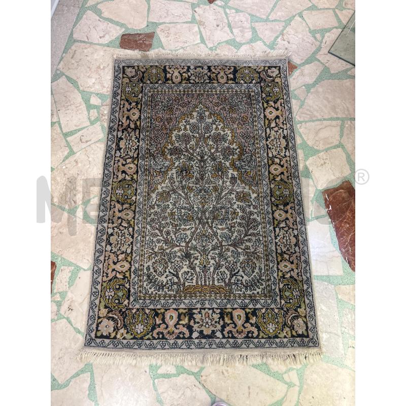TAPPETO 120 X 80 | Mercatino dell'Usato Trapani corso mattarella 1