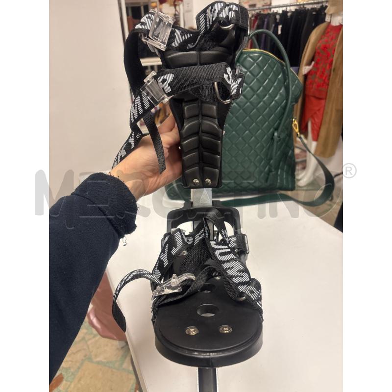 TRAMPOLI SKYRUNNER KANGAROO | Mercatino dell'Usato Trapani corso mattarella 3