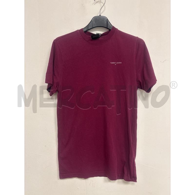 T SHIRT BORDO' TOMMY HILFIGER | Mercatino dell'Usato Trapani corso mattarella 1