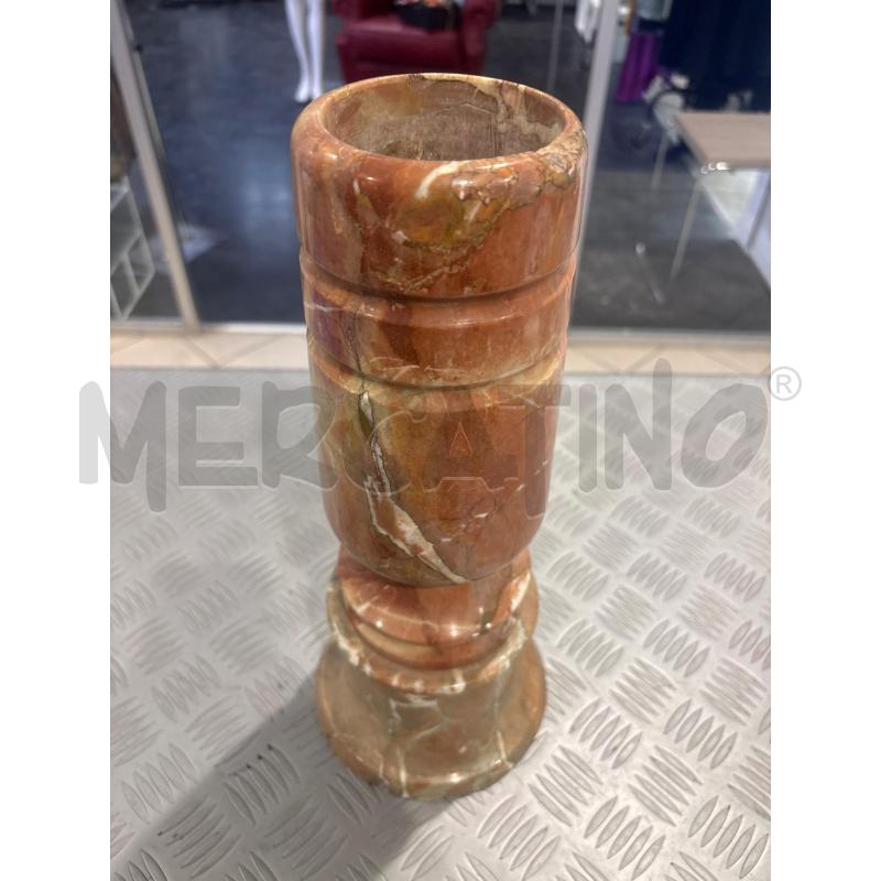 VASO IN MARMO ROSSO EPOCA | Mercatino dell'Usato Trapani corso mattarella 2