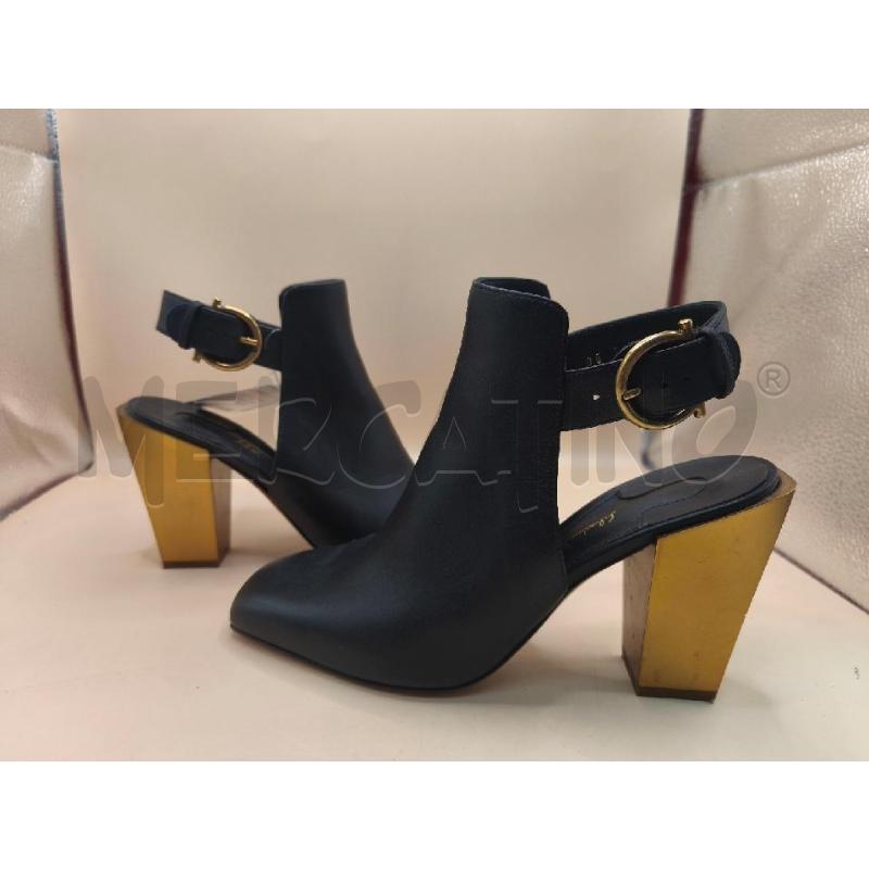 SANDALI DONNA NERI SALVATORE FERRAGAMO | Mercatino dell'Usato Volpago del montello 3
