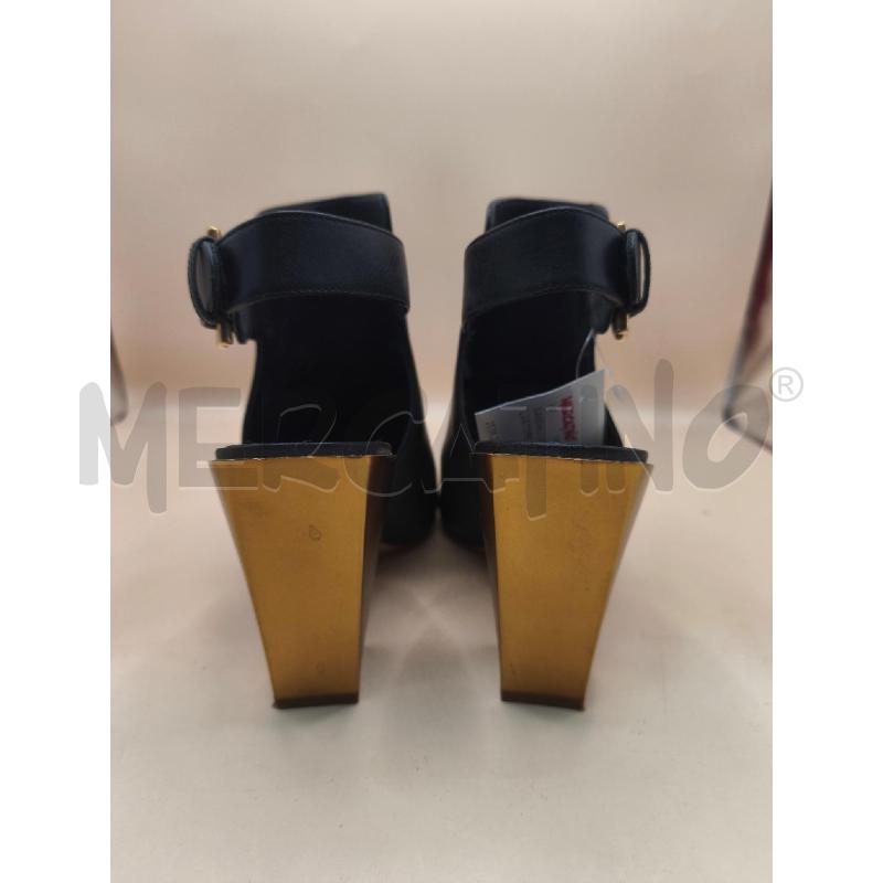 SANDALI DONNA NERI SALVATORE FERRAGAMO | Mercatino dell'Usato Volpago del montello 4