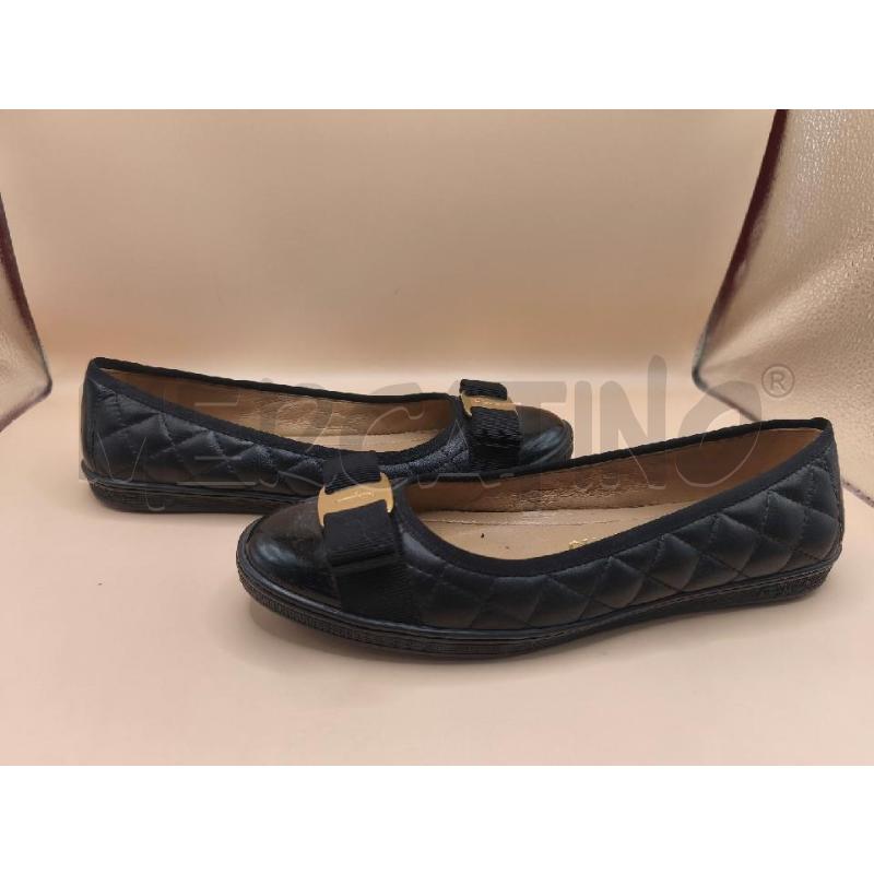 SCARPE DONNA FERRAGAMO NERI | Mercatino dell'Usato Volpago del montello 3