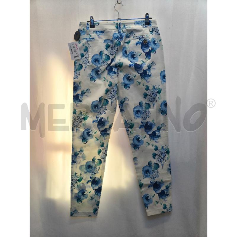 COMPLETO DONNA LUISA SPAGNOLI BIANCO FIORI AZZURRI  | Mercatino dell'Usato Volpago del montello 5