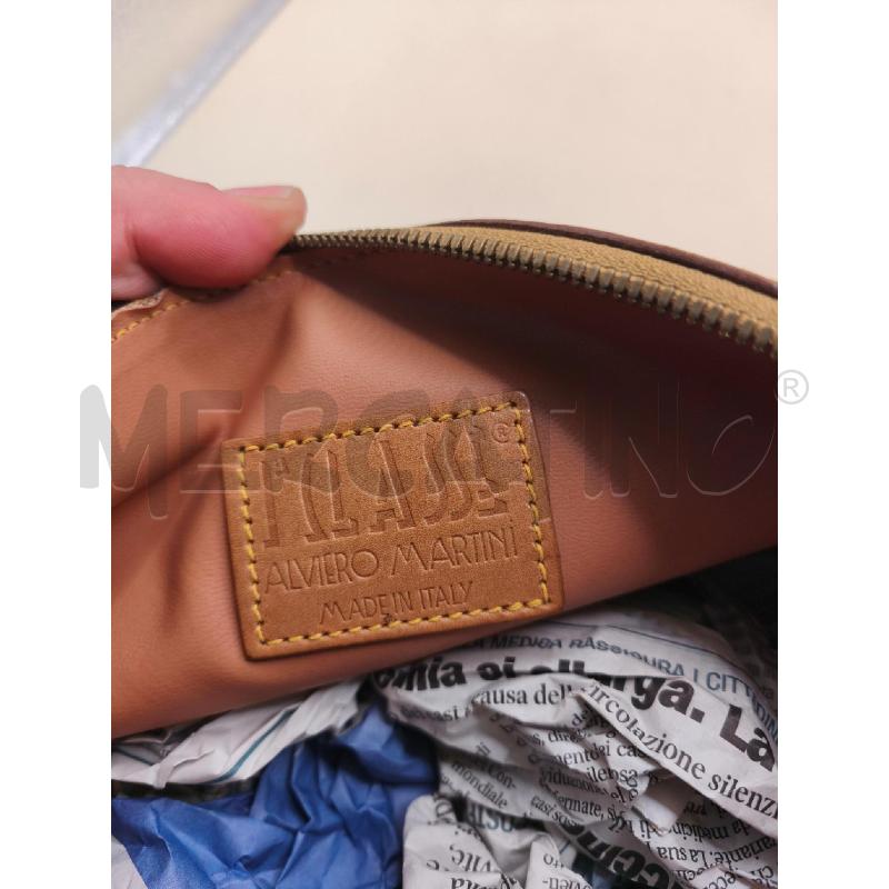 POCHETTE ALVIERO MARTINI  | Mercatino dell'Usato Volpago del montello 3
