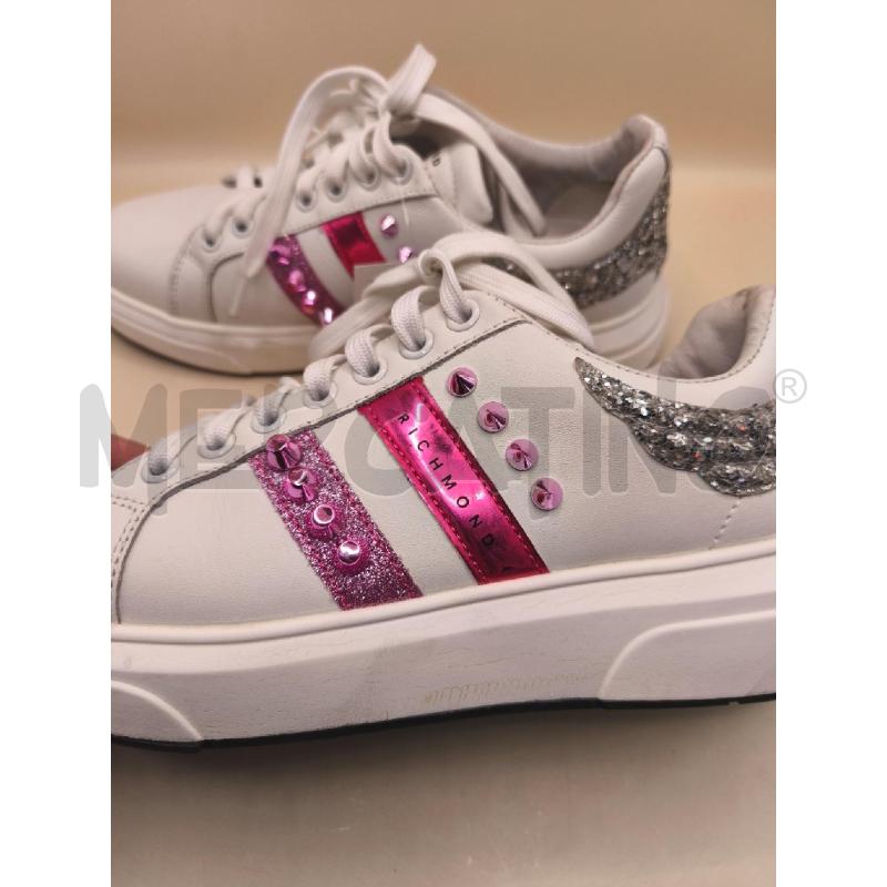 SCARPE DONNA JOHN RICHMOND BIANCO RIGA ROSA BORCHIE | Mercatino dell'Usato Volpago del montello 4