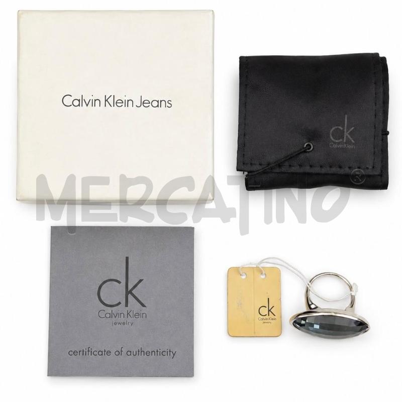 ANELLO D CALVIN KLEIN OVALE GRIGIO MISURA 7 (NUOVO / SCATOLA SBIADITA) | Mercatino dell'Usato Gallarate 1