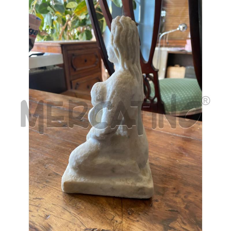 STATUETTA PIETRA DONNA ACCASCIATA | Mercatino dell'Usato Gallarate 4