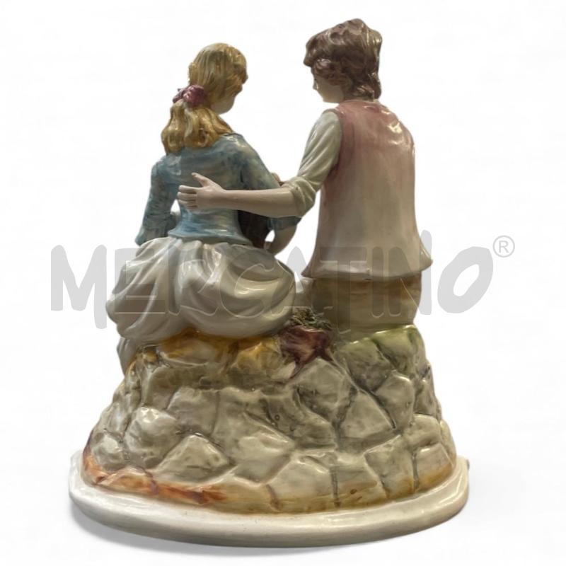 STATUINA COPPIA DI AMANTI CAPODIMONTE | Mercatino dell'Usato Gallarate 2