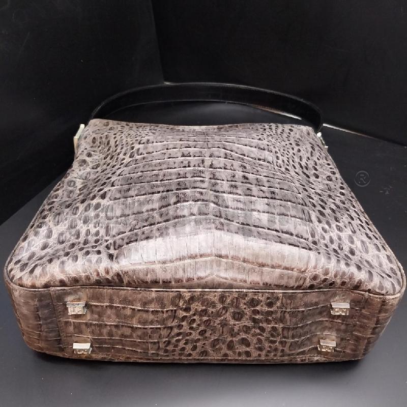 BORSA DONNA ESCADA GRIGIO COCCO | Mercatino dell'Usato Gazzada schianno 3