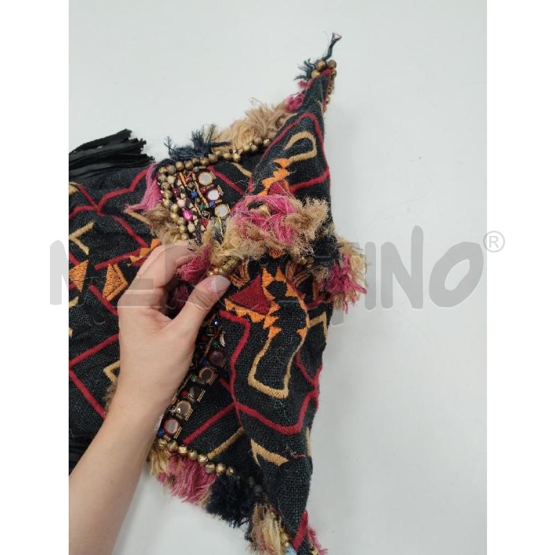BORSA DONNA FORMA ZAINO NERA FRANGE BEIGE FUXIA SPECCHIETTI | Mercatino dell'Usato Gazzada schianno 3