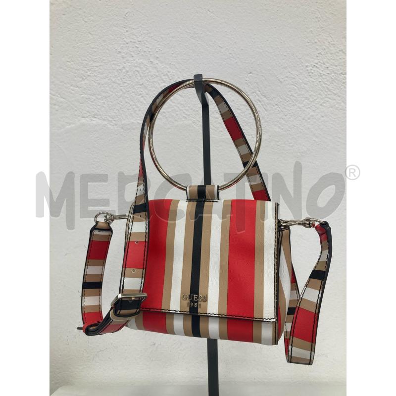 BORSA DONNA GUESS RIGHE ROSSE MARRONI BIANCHE | Mercatino dell'Usato Gazzada schianno 1