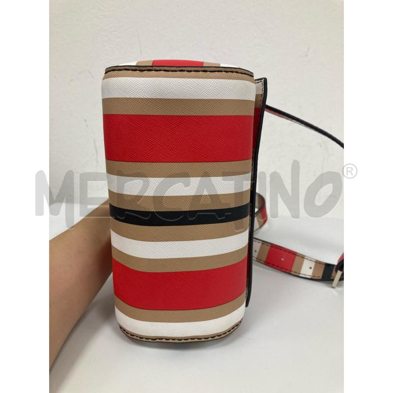 BORSA DONNA GUESS RIGHE ROSSE MARRONI BIANCHE | Mercatino dell'Usato Gazzada schianno 3