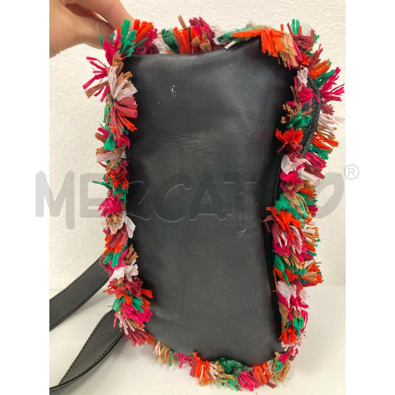 BORSA DONNA IBBAN TESSUTO NERO ROSE RICAMATE CARTA  | Mercatino dell'Usato Gazzada schianno 3