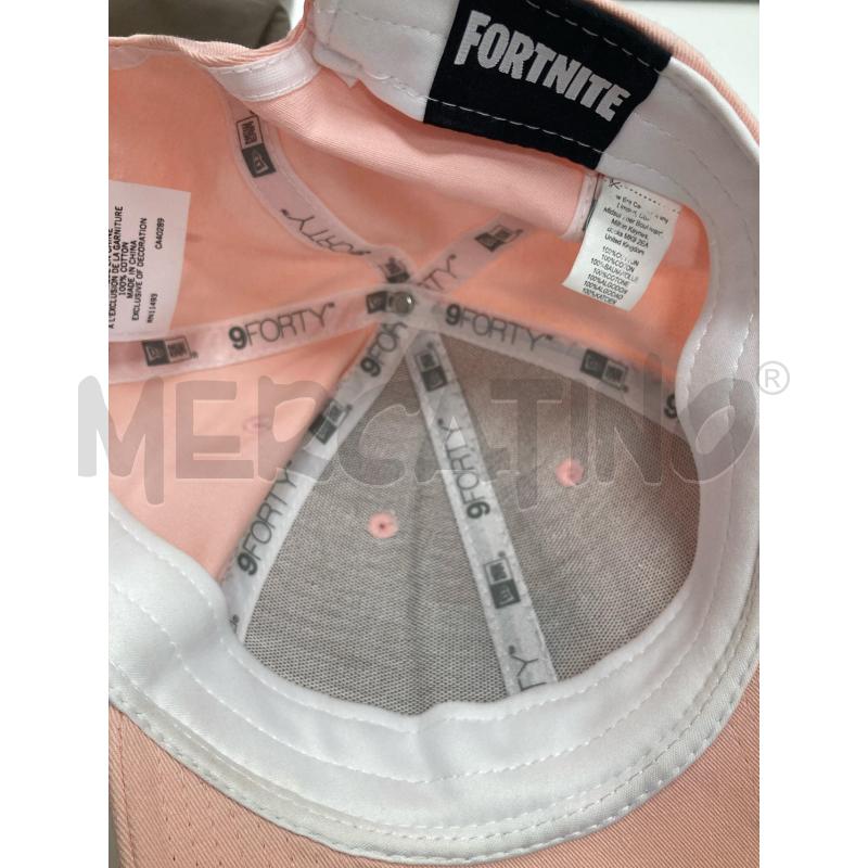 CAPPELLO DONNA FORTNITE ROSA | Mercatino dell'Usato Gazzada schianno 5