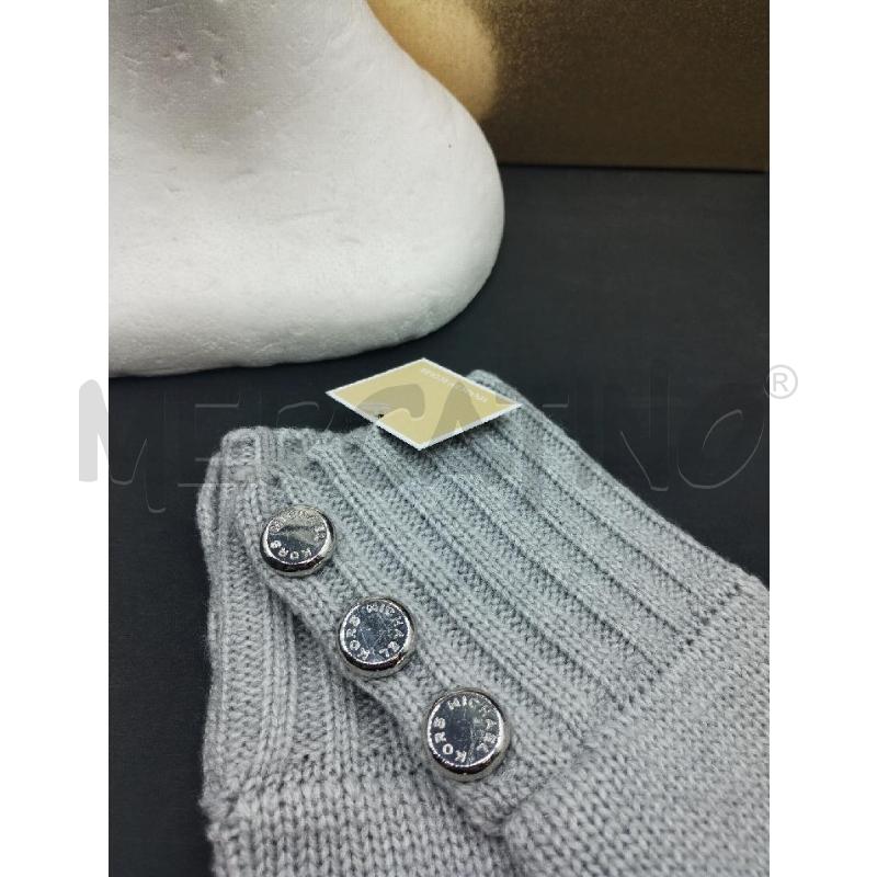 CAPPELLO DONNA + GUANTI GRIGIO MICHAEL KORS | Mercatino dell'Usato Gazzada schianno 3