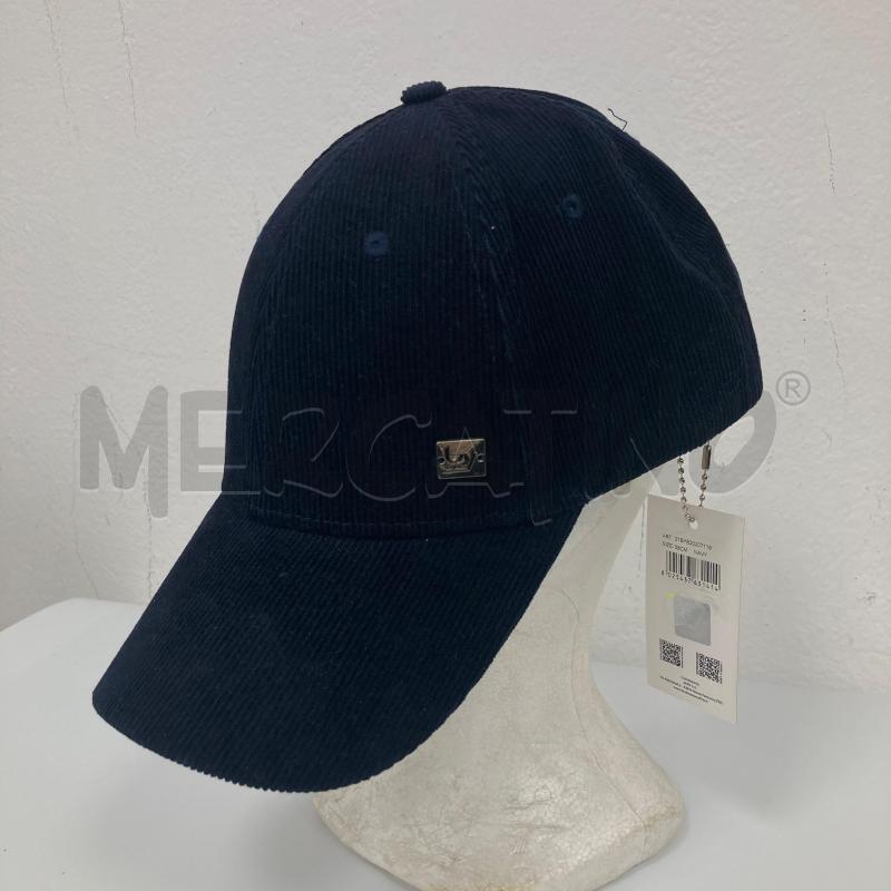 CAPPELLO UOMO BYBLOS VELLUTO BLU CARTELLINO | Mercatino dell'Usato Gazzada schianno 1