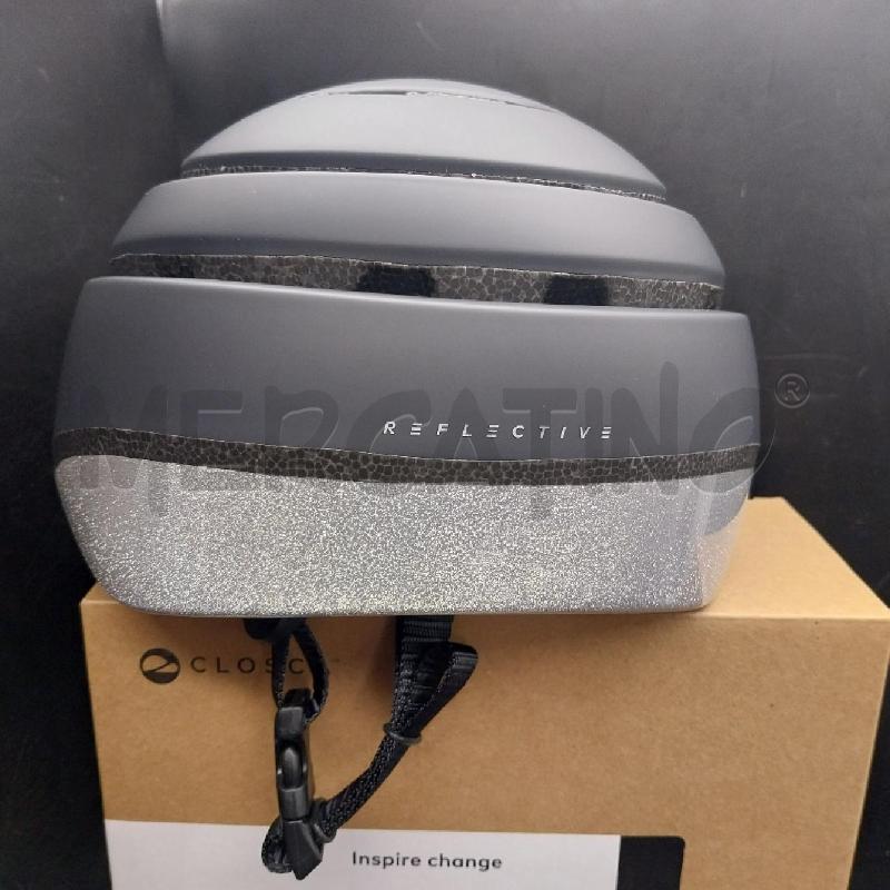 CASCHETTO BICI CLOSCA  | Mercatino dell'Usato Gazzada schianno 2