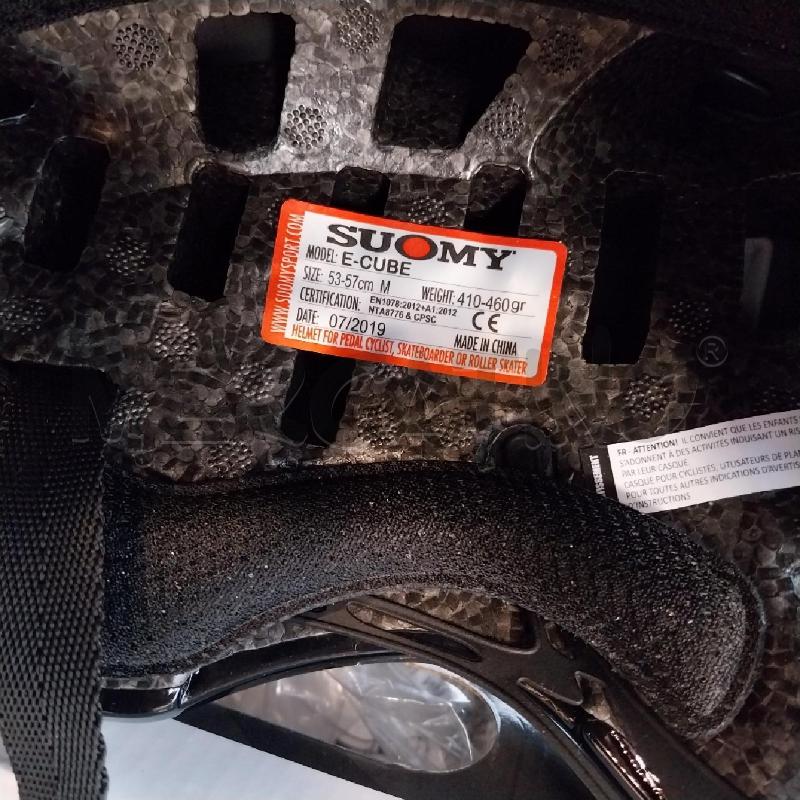 CASCO BICI SUOMY BLACK TG.M 53-57 | Mercatino dell'Usato Gazzada schianno 4