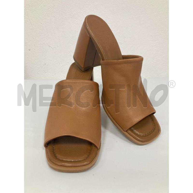 CIABATTE DONNA R COMPANY CAMMELLO TACCO LARGO | Mercatino dell'Usato Gazzada schianno 1